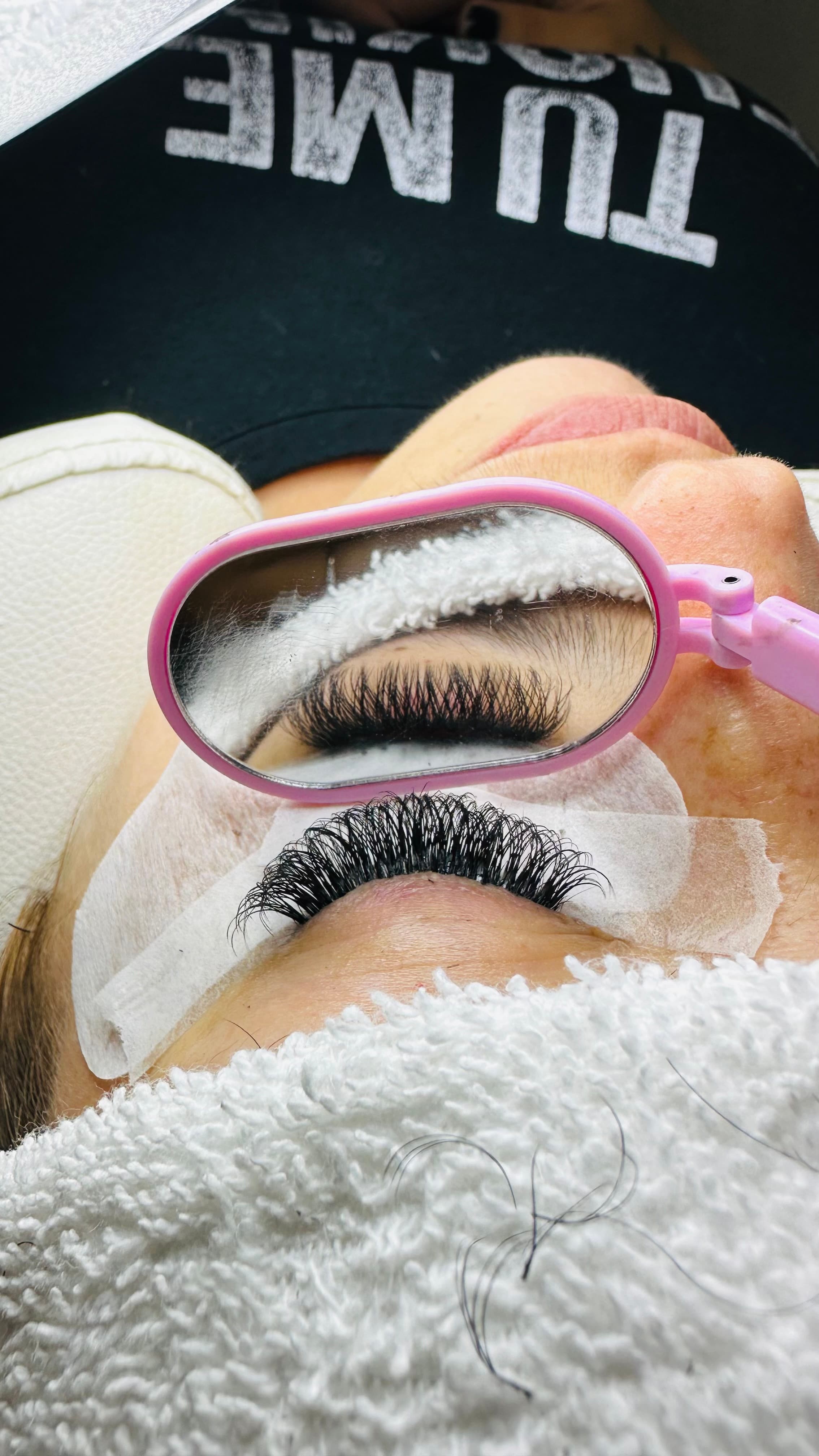 Eyelash extensions Beauté Cils Saint-Lin 16 - Russian volume, classic and hybrid